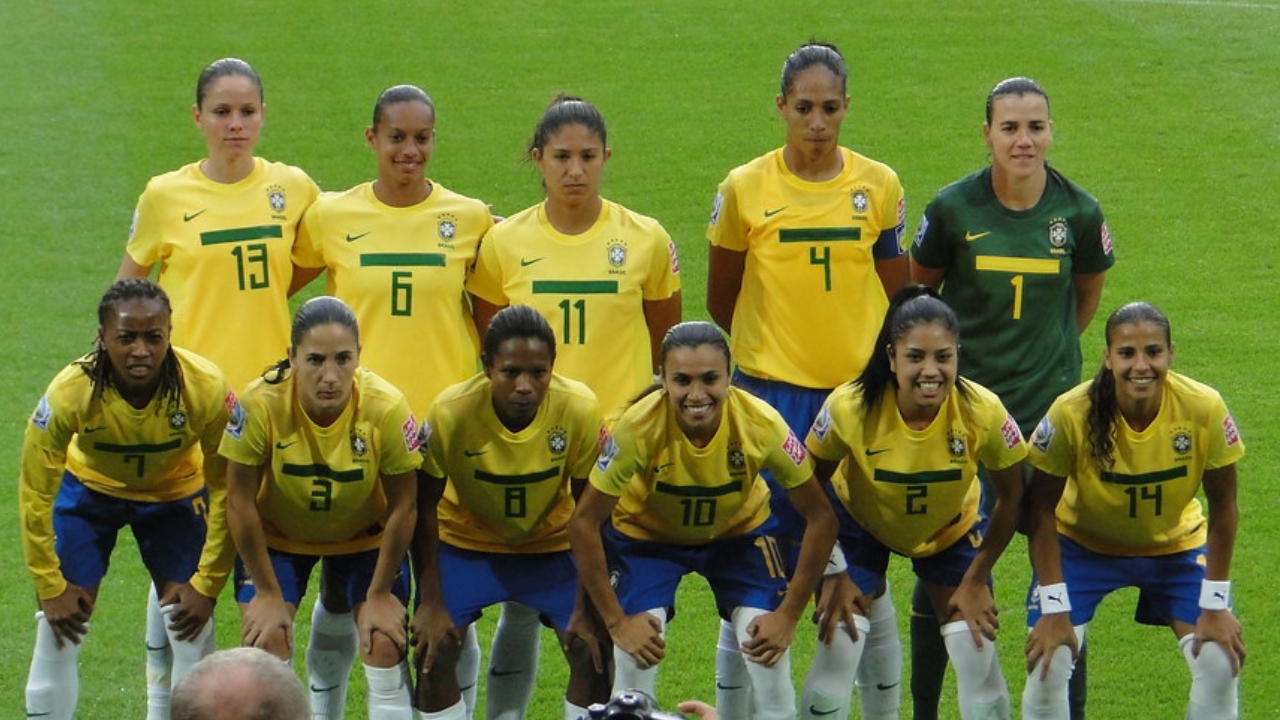 Futebol feminino – Wikipédia, a enciclopédia livre