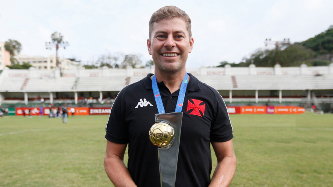 Vasco da Gama contrata treinador para a equipe sub-20